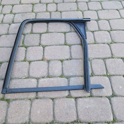 Uszczelka drzwi lewy tył PROACE CITY Berlingo Combo E Rifter 9818017480