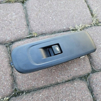 Przełącznik szyb prawy przód PROACE CITY Berlingo Combo E Rifter 9816791877