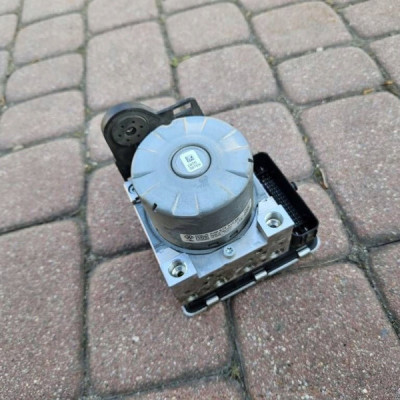 Pompa ABS hamulcowa Volkswagen Golf 7 VII 5Q0614517EE