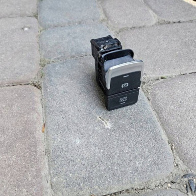 Przycisk przełącznik hamulca ręcznego Volkswagen Golf 7 VII 5G0927225D