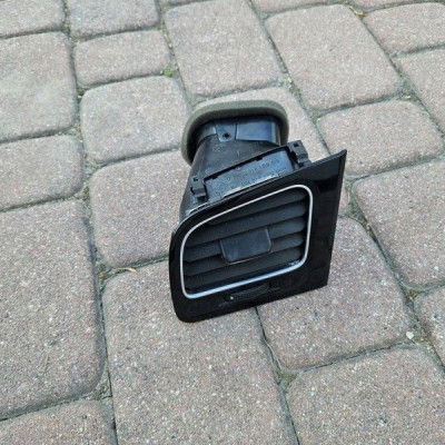 Kratka nawiewu deski lewa EU Volkswagen Golf 7 VII 5G1819703H
