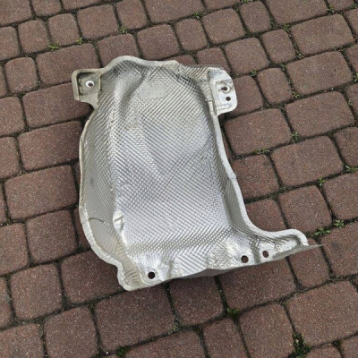 Osłona termiczna wydechu tłumika Volkswagen Golf 7 VII 5Q0825729C
