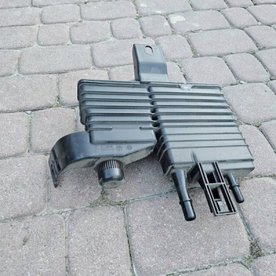 Filtr węglowy par paliwa Peugeot 308 DS4 Opel Astra L 6 VI 9834281680