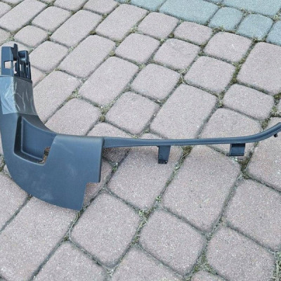 Obudowa osłona progu progowa lewa Opel Astra L 6 VI 9847053880