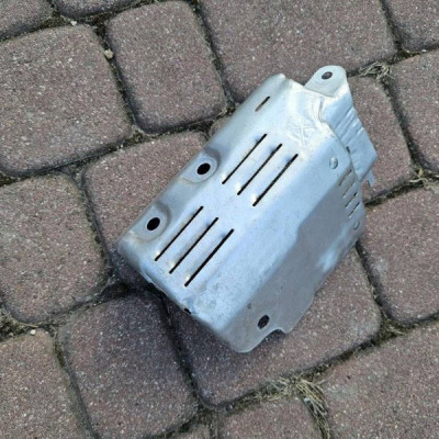 Osłona termiczna wydechu 1.2THP Opel Astra L 6 VI 9817792380