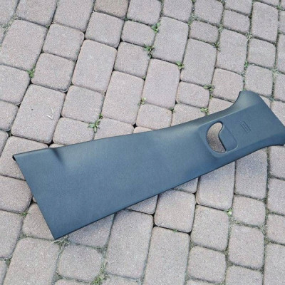 Obudowa osłona słupka prawa środkowa Opel Astra L 6 VI 9847053580