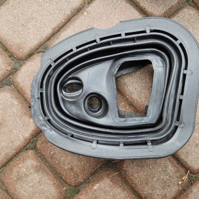 Guma przelotka sciany grodziowej Corsa D Opel Corsa E 503350600