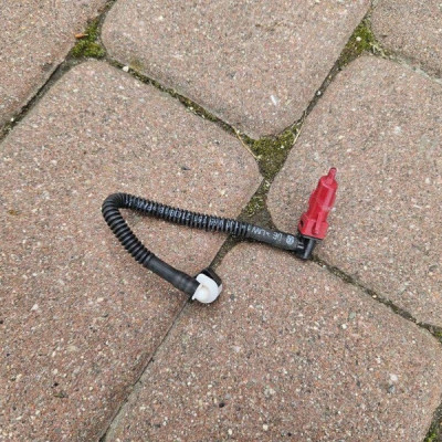 Przewód dyszy spryskiwaczy szyby tył stopu Volkswagen Golf 7 VII GTI