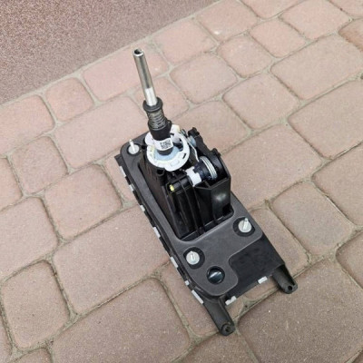 Mechanizm zmiany biegów manual Volkswagen Golf 7 VII GTI 5Q0711049AR