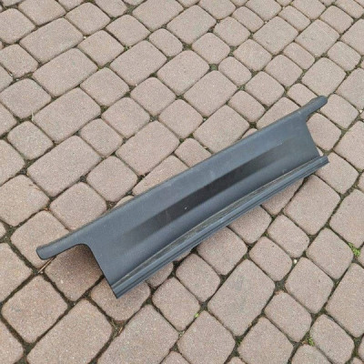 Obudowa osłona bagażnika pasa tył Volkswagen Golf 7 VII GTI 5G6863459