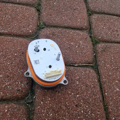 Moduł sterownik LED ledowy jeżyk lewy Opel Grandland X YP00160380