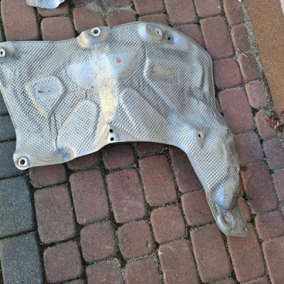 Osłona termiczna wydechu tłumika Opel Grandland X 9819372480