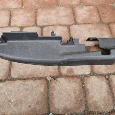 Obudowa osłona fotela kierowcy Opel Grandland X 9809630980