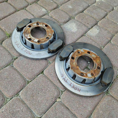 Tarcze tył tylna hamulcowe klocki Opel MOKKA B 2 II