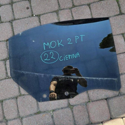 Szyba tył tylna ciemna 2022r prawa Opel MOKKA B 2 II