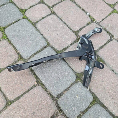 Zawias maski KTV czarny lewy 100% prosty Opel MOKKA B 2 II 9834812480