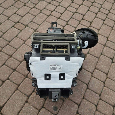 Obudowa nagrzewna chłodniczka klimatyzacji Opel MOKKA B 2 II 9829049180