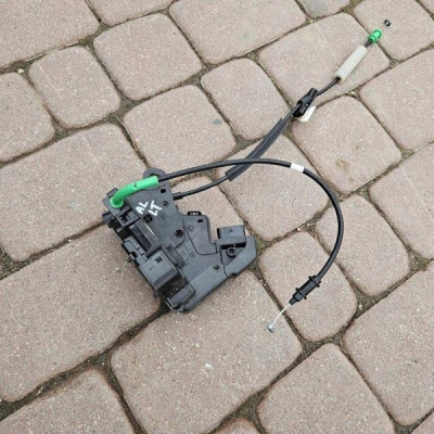 Zamek drzwi tył tylnych lewych EU OPEL ASTRA L 6 VI 9835418480