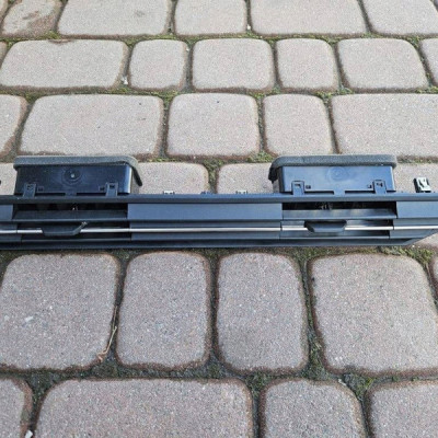 Kratka środkowa deski nawiewu OPEL ASTRA L 6 VI 9846012180