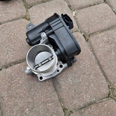 Przepustnica elektryczna 1.2THP zawór OPEL ASTRA L 6 VI 9842936880
