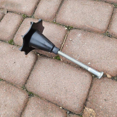 Mocowanie koła zapasowego uchwyt wspornik Opel Corsa E 13132390