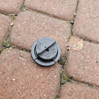 Zaślepka lampy przód przedniej dekielek Opel Corsa E 30-442-1158N