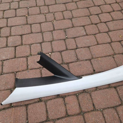 Obudowa osłona słupka lewa Opel Corsa E 13180560