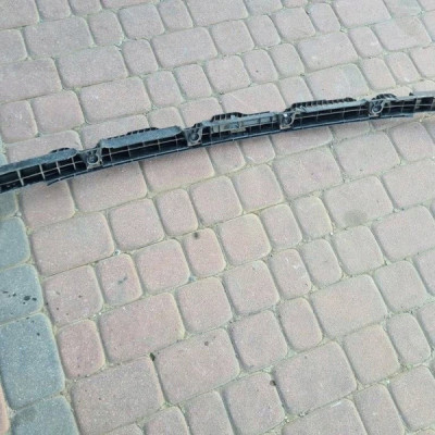 Ślizg zderzaka tylnego HB mocowanie Volkswagen Golf 7 VII 5Q6807863