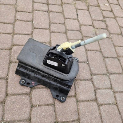 Wybierak zmiany biegów lewarek Opel Corsa E 55509034