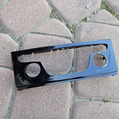 Obudowa dekor ramka panelu klimatyzacji nawiewu Opel Astra K 13448076