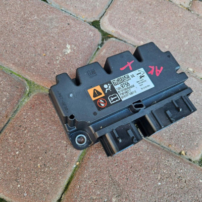 Moduł sterownik AIRBAG poduszek Opel Astra K 13529756