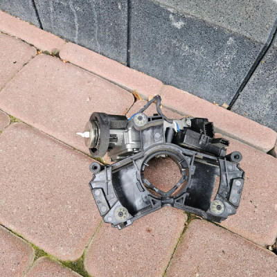 Stacyjka grot kluczyk Opel Astra K 39079942