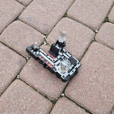 Podstawa lampy tył tylnej w klape kombi Opel Astra K 5