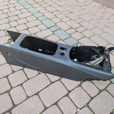 Tunel środkowy EUROPA deska Opel Astra K 13412337