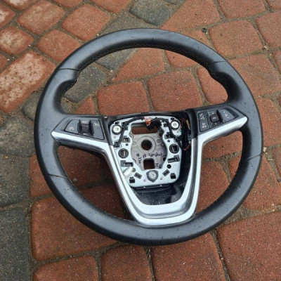 Kierownica skóra skórzana IDEALNA 409 Opel Insignia A