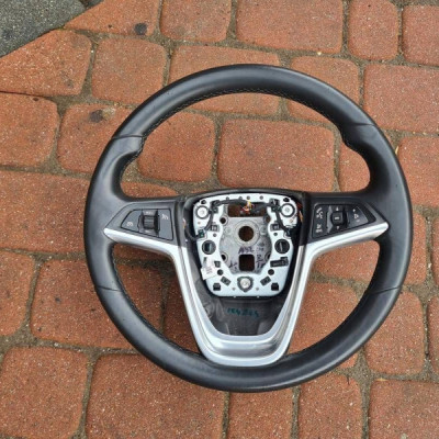 Kierownica skóra skórzana IDEALNA 408 Opel Insignia A