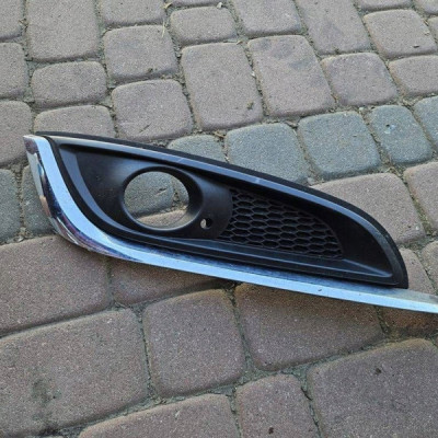 Kratka przód zderzaka przedniego halogenu prawa FL Opel Insignia A 22787050