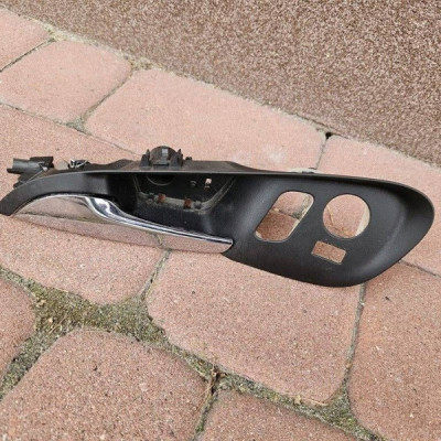 Klamka drzwi przód przednich lewych EUROPA FL LIFT Opel Insignia A