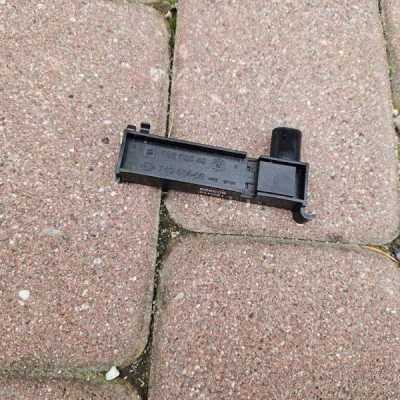 Wzmacniacz bezkluczykowy antena keyless moduł Opel Insignia A 13502549