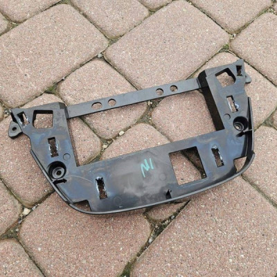 Uchwyt mocowanie wspornik radia deski osłona Opel Insignia A 22938155