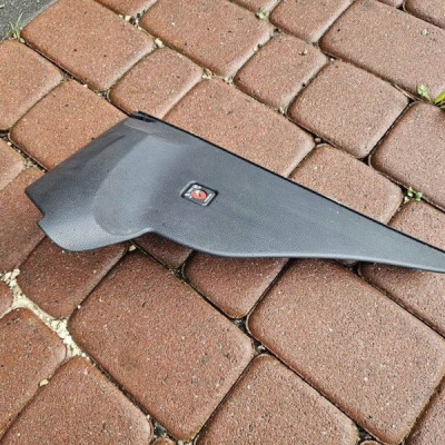 Obudowa osłona deski prawa boczna AIRBAG Toyota Aygo X 55318-0H020