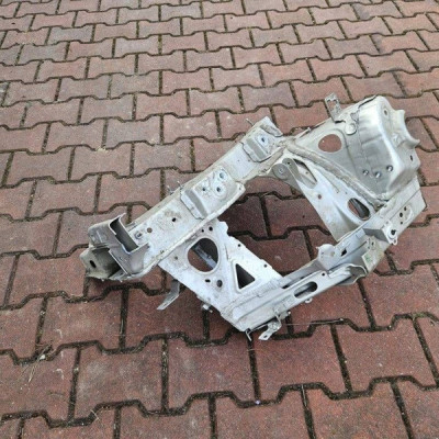 Ćwiartka faktuch podłóżnica lewa przednia kielich Opel Astra K