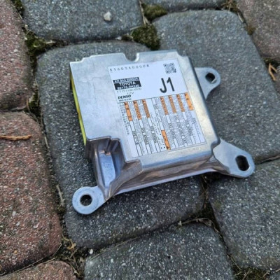 Moduł sterownik AIRBAG poduszek J1 Toyota Aygo X 89170-0H240