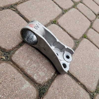 Poduszka łapa silnika mocowanie AUTOMAT 1.0i Toyota Aygo X A9