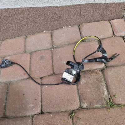 Instalacja wiązka czujnik prędkości koła ABS lewy Toyota Aygo X 89516-0H020