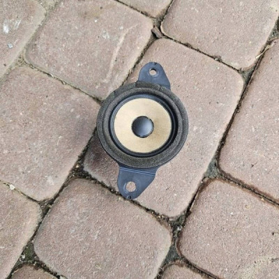 Głośnik górny deski gwizdek nagłośnienie Toyota Aygo X 86150-0H010